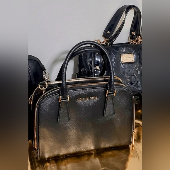 Michael Kors Bag Bundle (Like New Condition)
